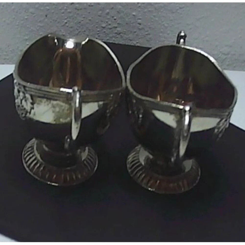 Vtg EP Zinc Grape Vine Sugar and Creamer Set Papan 4.5x2x2